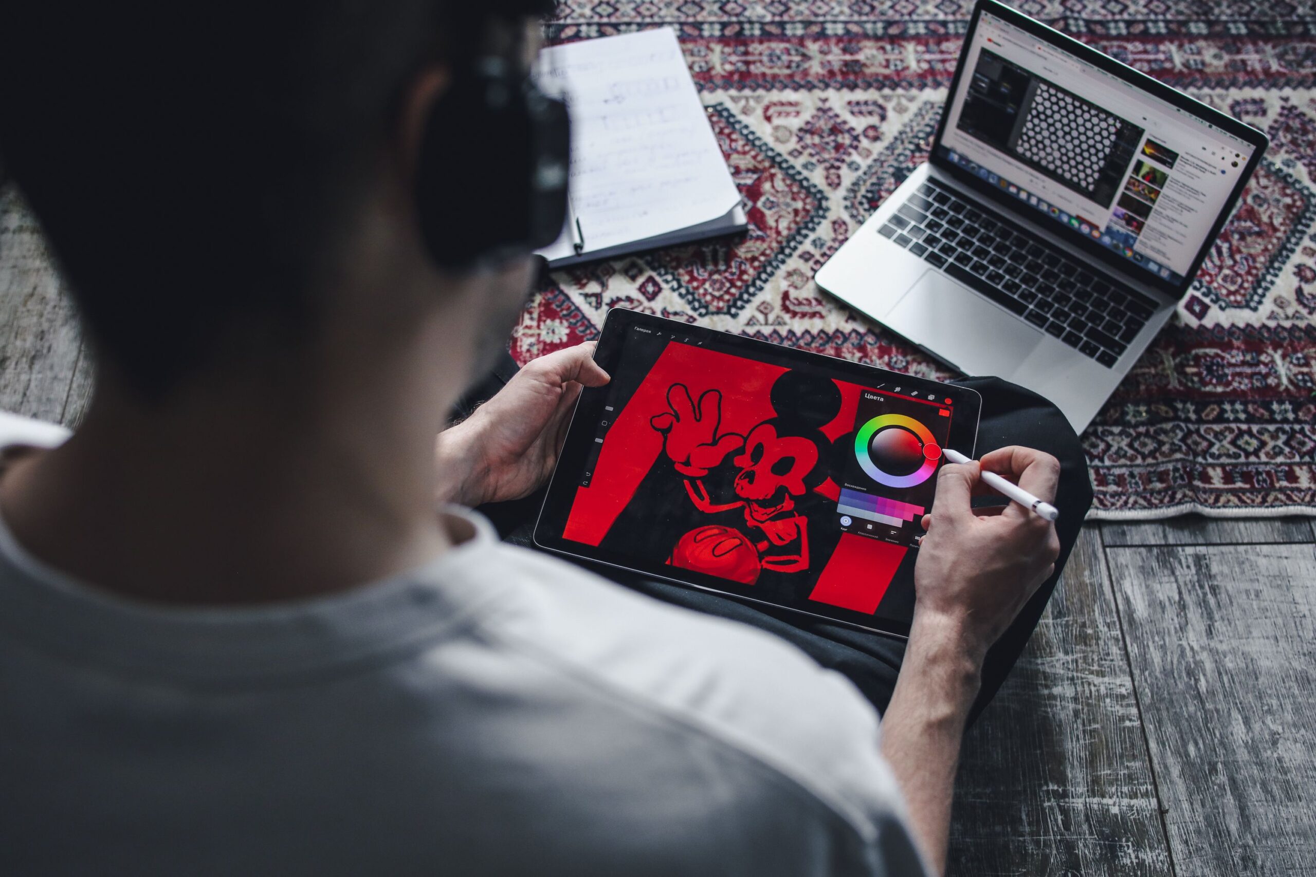 Qué es Redbubble y cómo ganar dinero vendiendo tus diseños