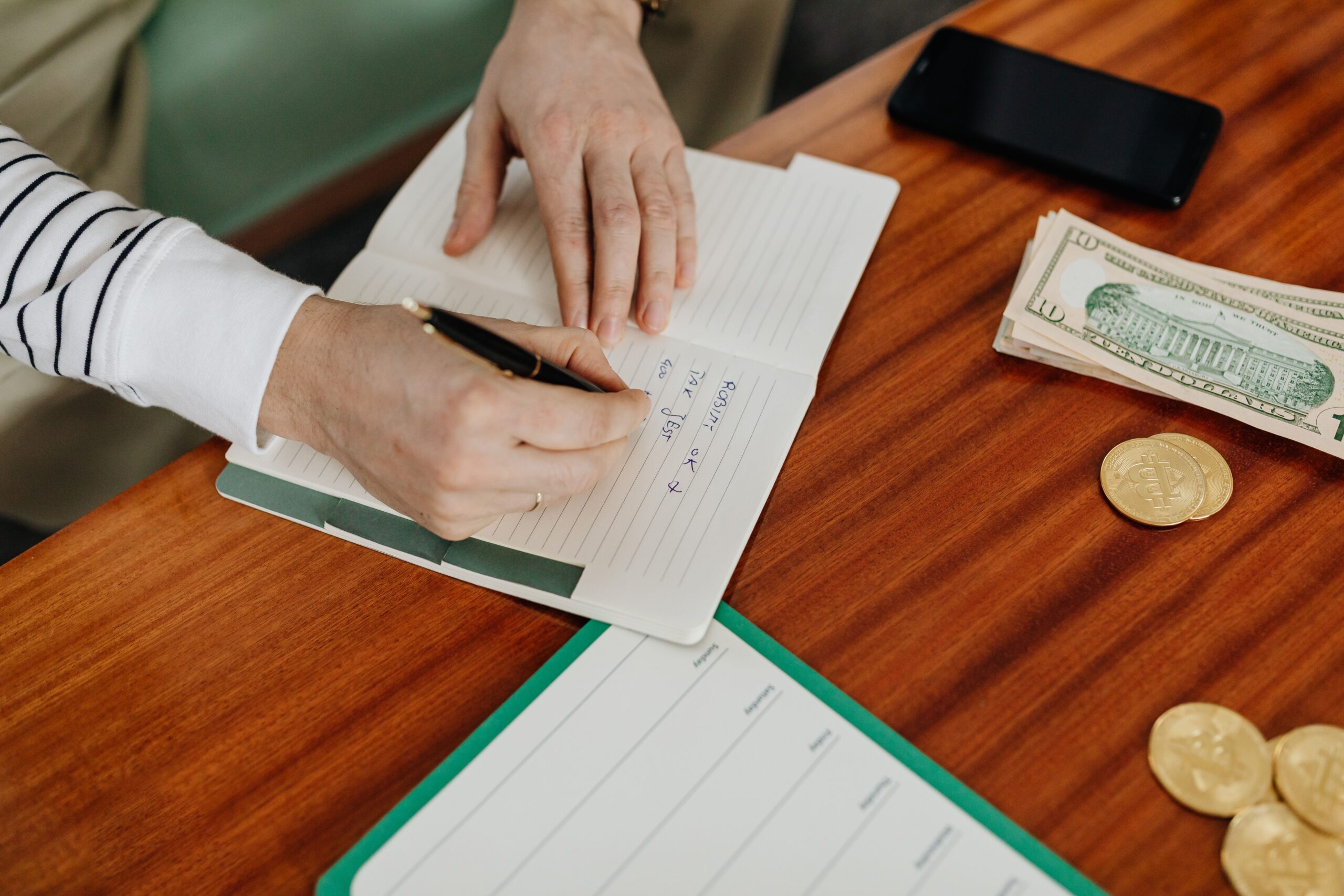 Cómo establecer metas financieras que realmente puedas cumplir